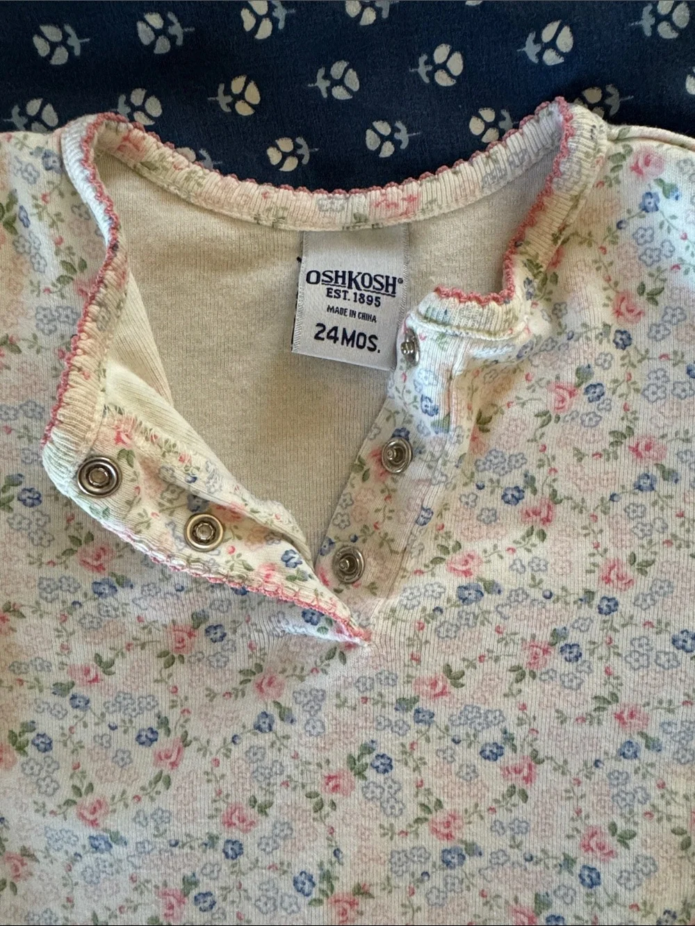 Vintage 2000s OshKosh B'gosh Floral Long-Sleeve Baby One-Piece